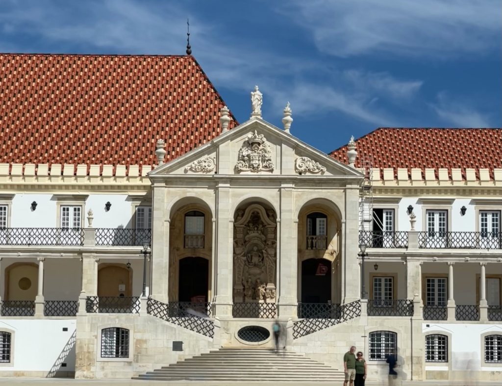 Actividades estudiantiles y tradiciones en&nbsp;Coímbra